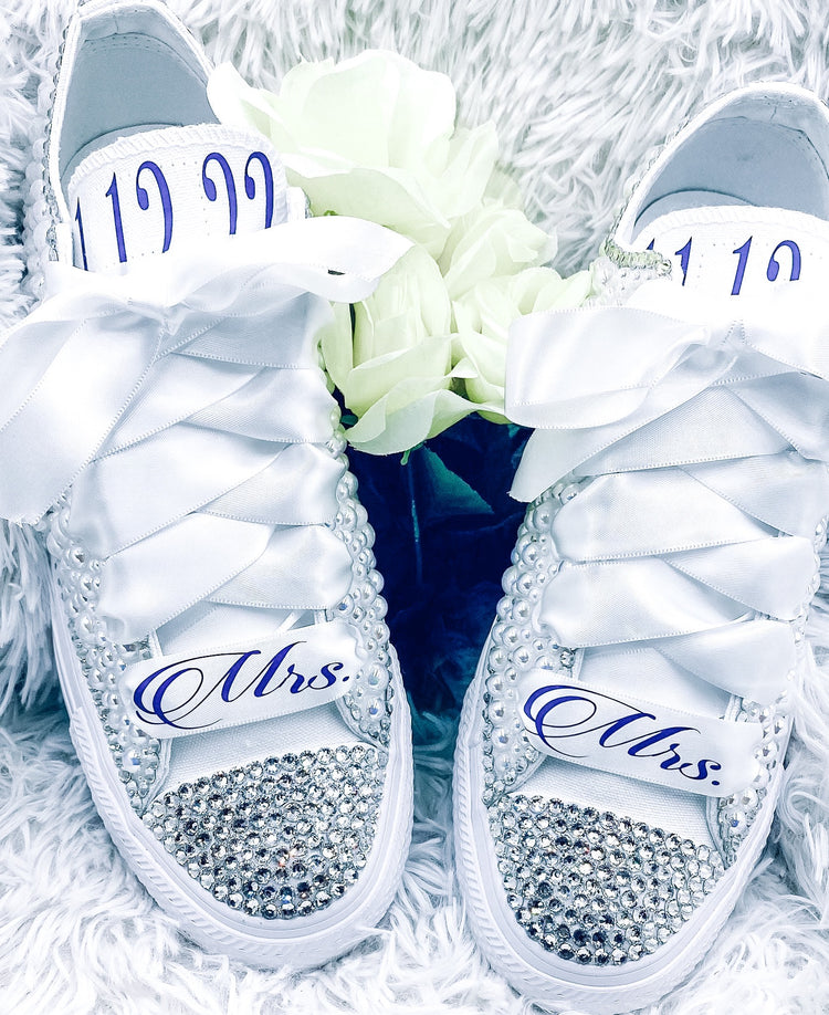 Wedding Converse. Bling and Pearl. Wedding Custom Converse. Bride Converse. Wedding Chucks. Personalized Bride Shoe - Blooming Nuptials